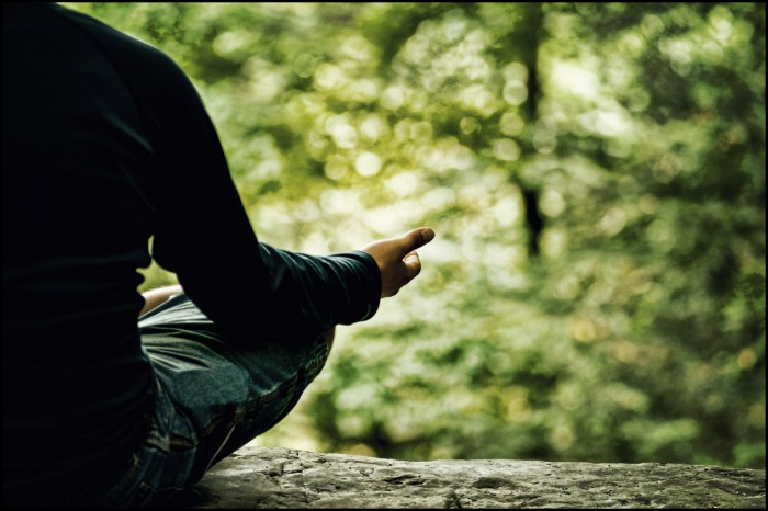 How to Meditate to Boost Your Creativity: 7 Tips